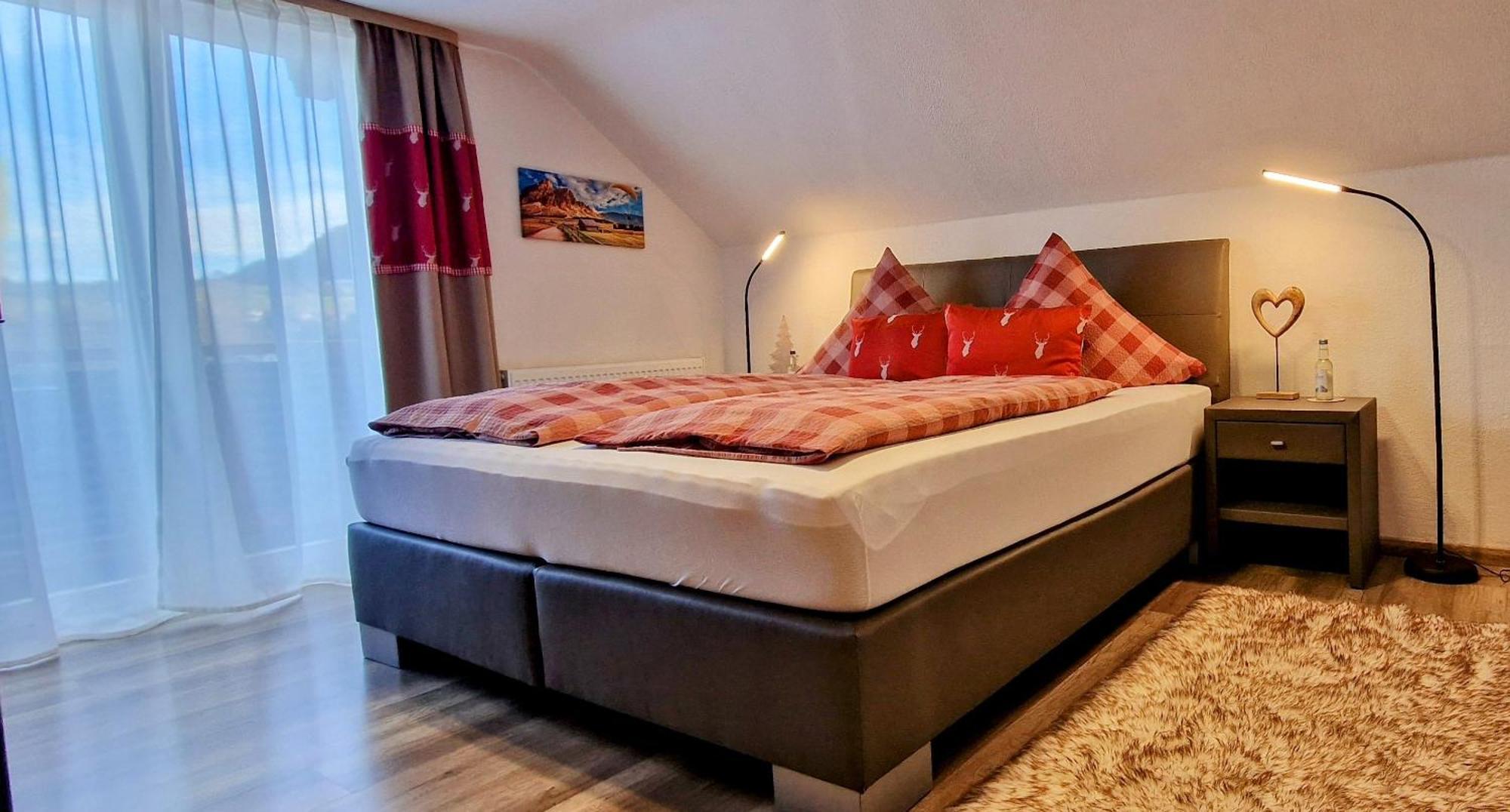 Falkenstein Apartment Mountain View