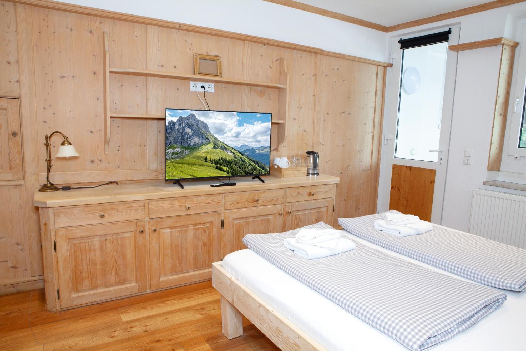 Doppelzimmer mit Balkon